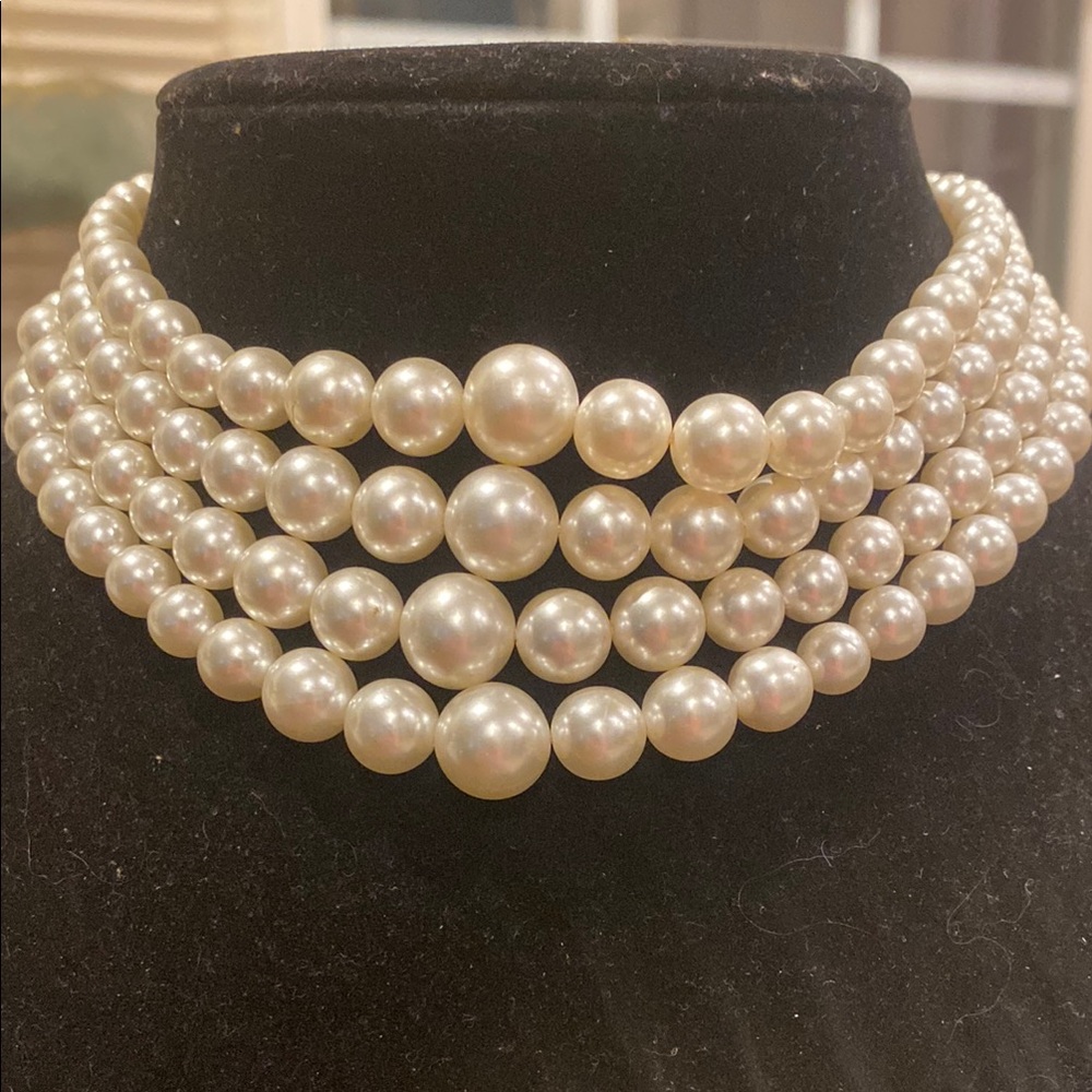 Elegant Silver and White Multi-Strand Necklace